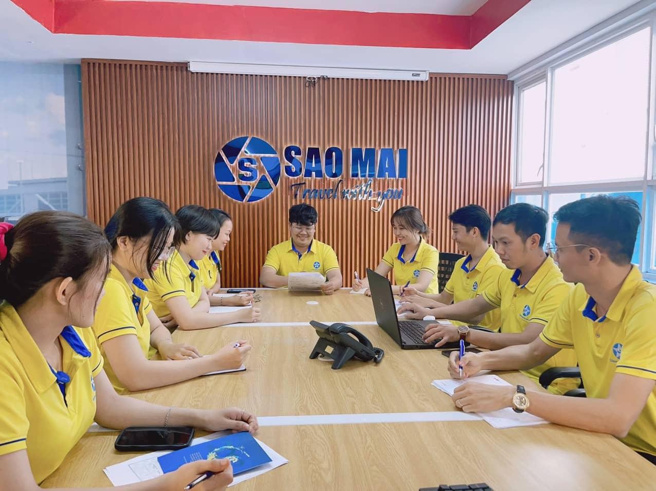 Công Ty TNHH Đầu Tư Du Lịch Sao Mai