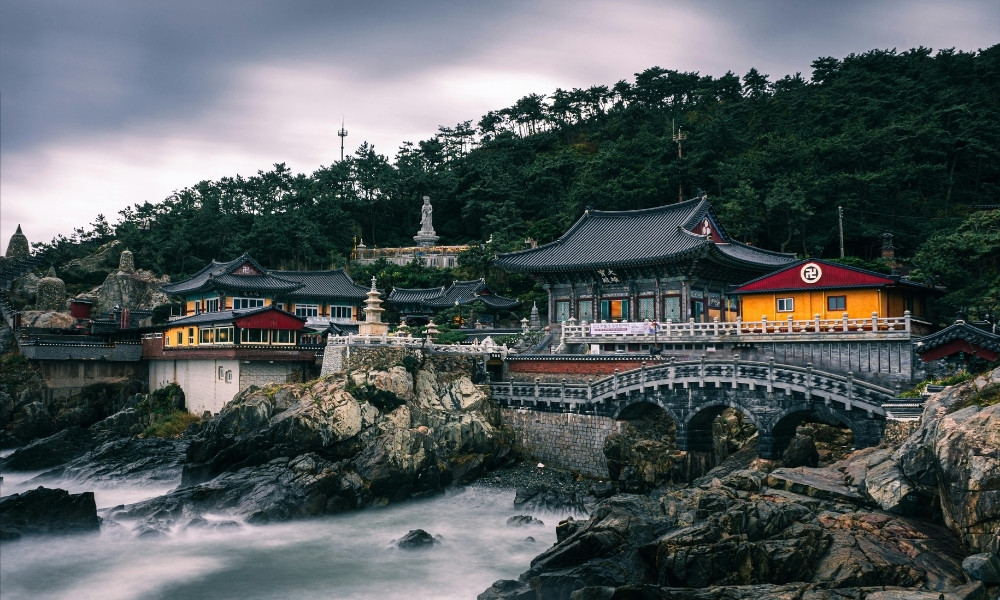 Chùa Haedong Yonggungsa