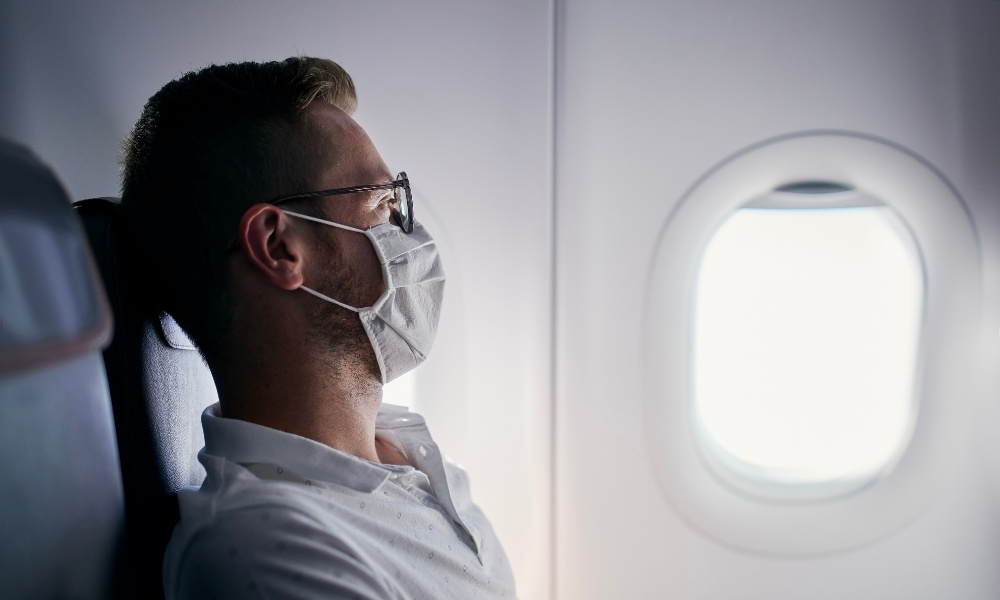Những sai lầm khiến bạn dễ bị say máy bay hơn
