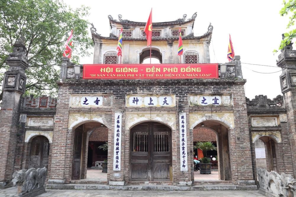 Hội Gióng Phù Đổng (Gia Lâm, Hà Nội)
