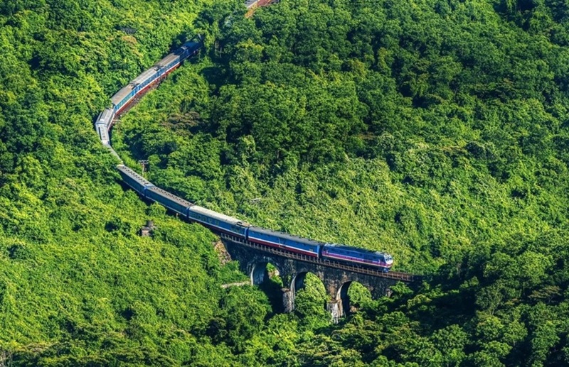 Tại sao nên chọn đi tàu hỏa Huế – Đà Nẵng?