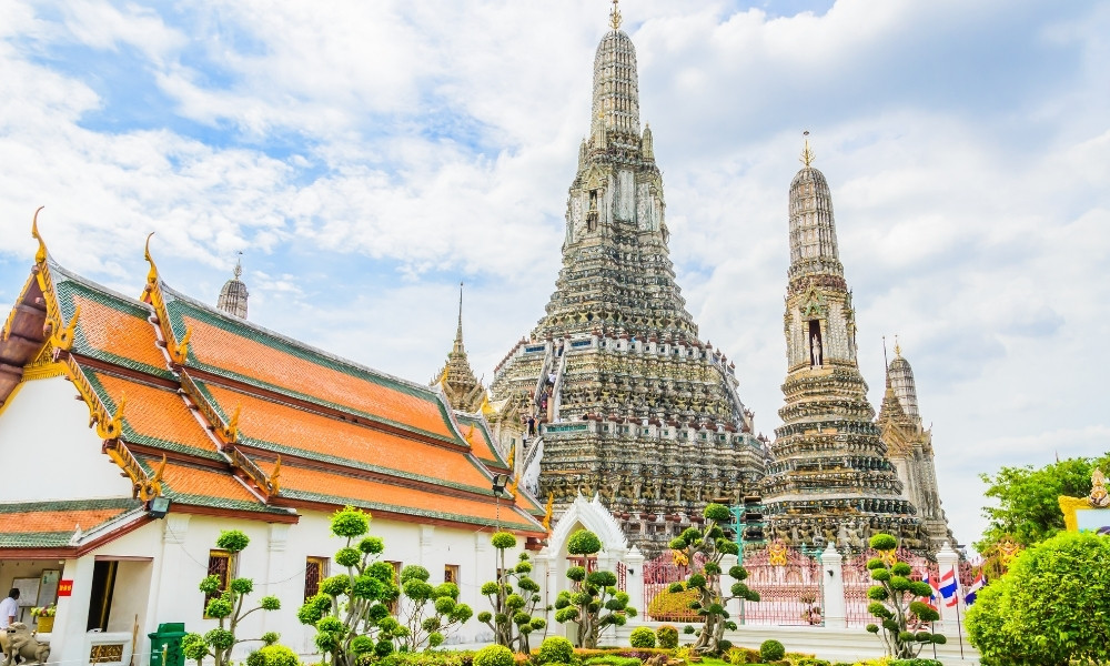 Wat Arun du lịch bangkok tháng 6