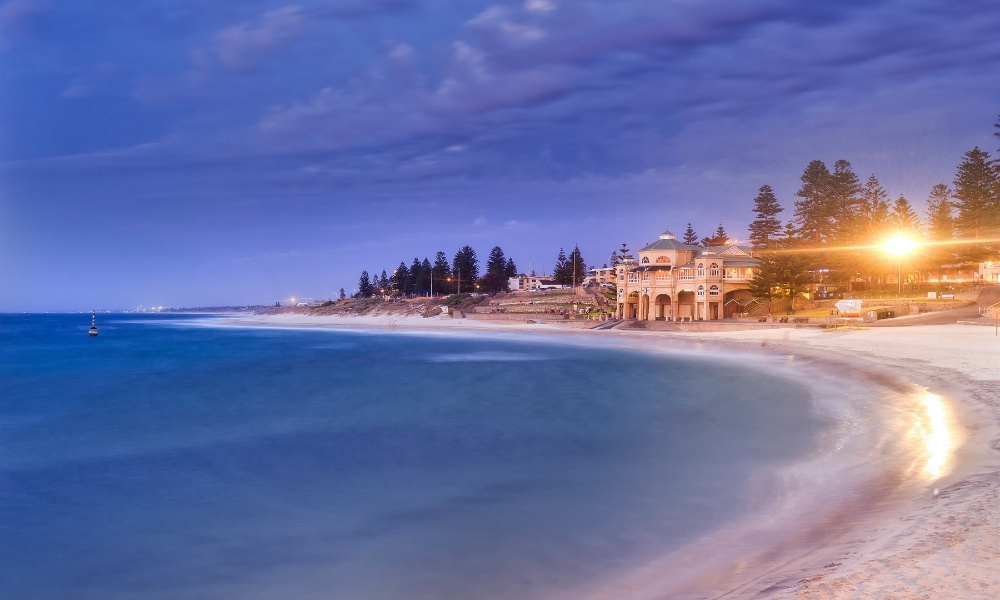 Cottesloe Beach vé máy bay đi Perth