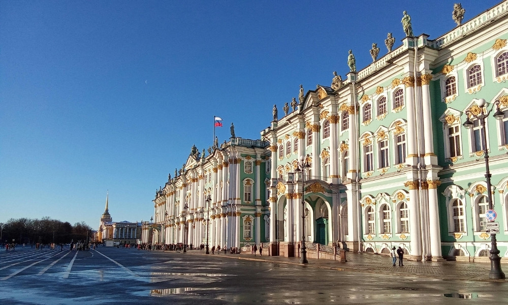 Saint Petersburg du lịch nga tháng 6