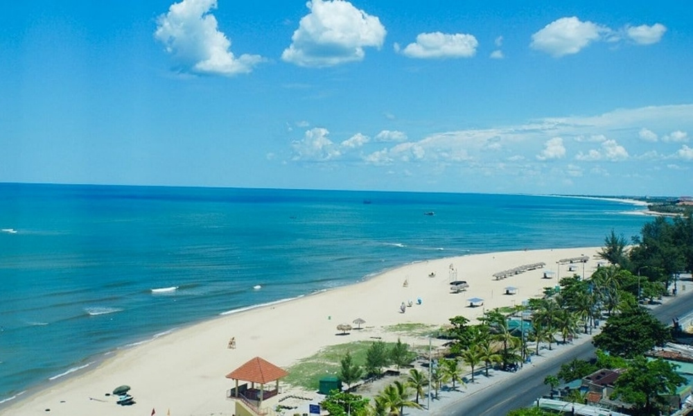 Biển Nhật Lệ – Vẻ đẹp nên thơ giữa lòng thành phố