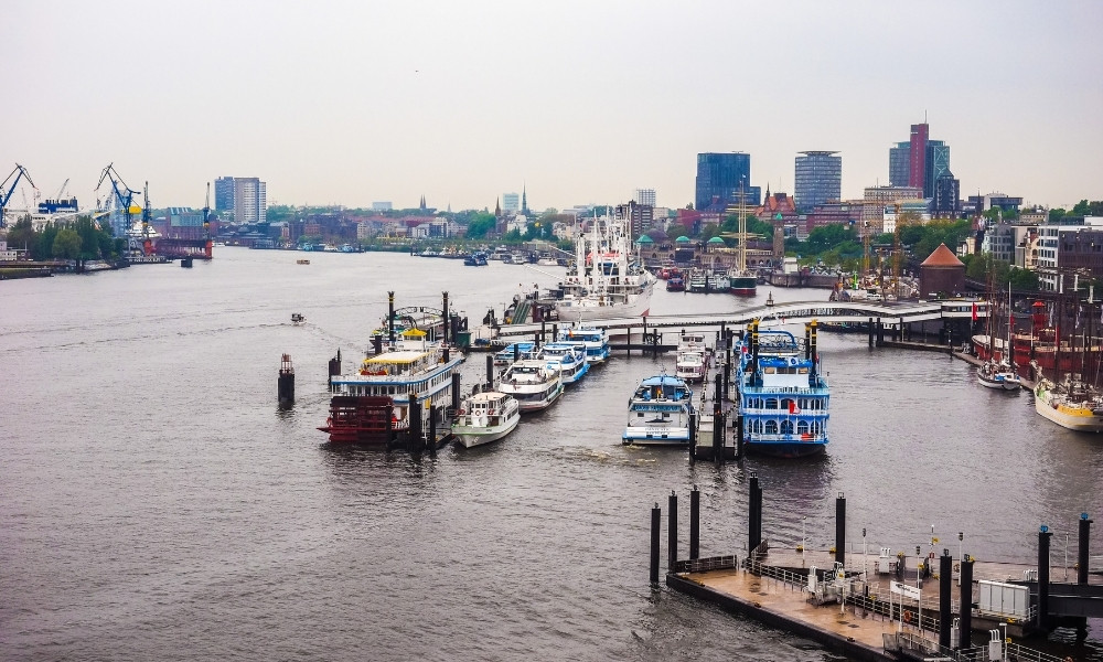 Cảng Hamburg vé máy bay đi hamburg