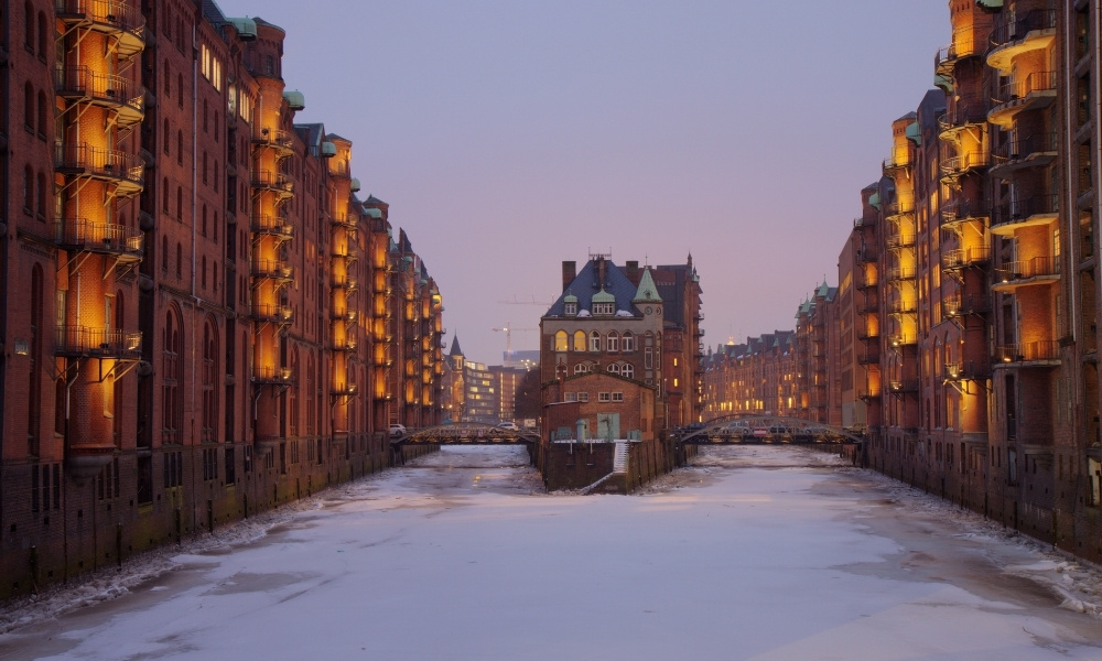 Speicherstadt du lịch hamburg mùa hè