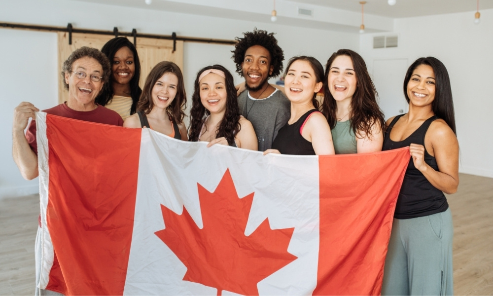 Hành trình bay từ Canada về Việt Nam