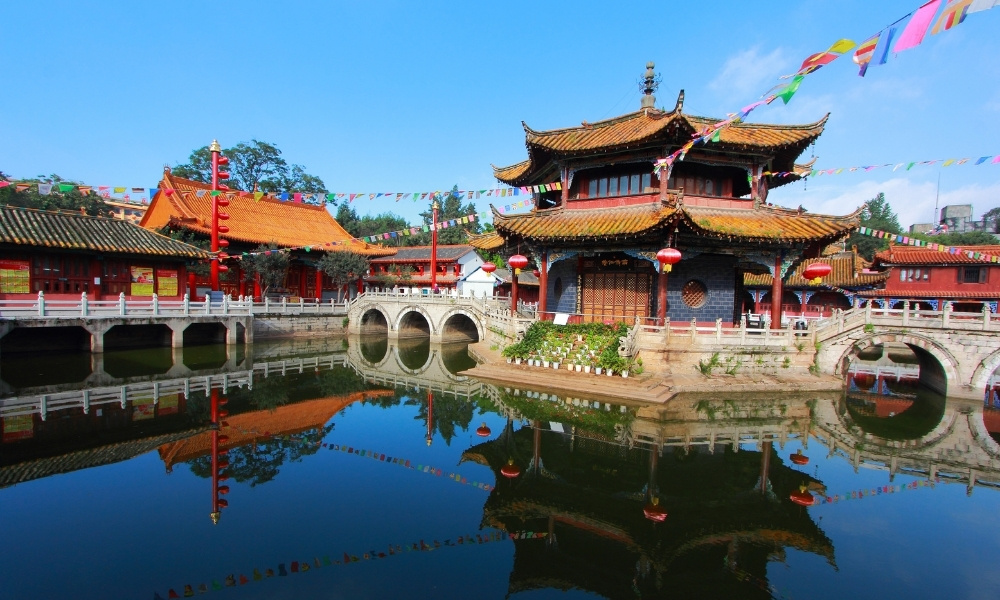 Chùa Đồng Kim Điện