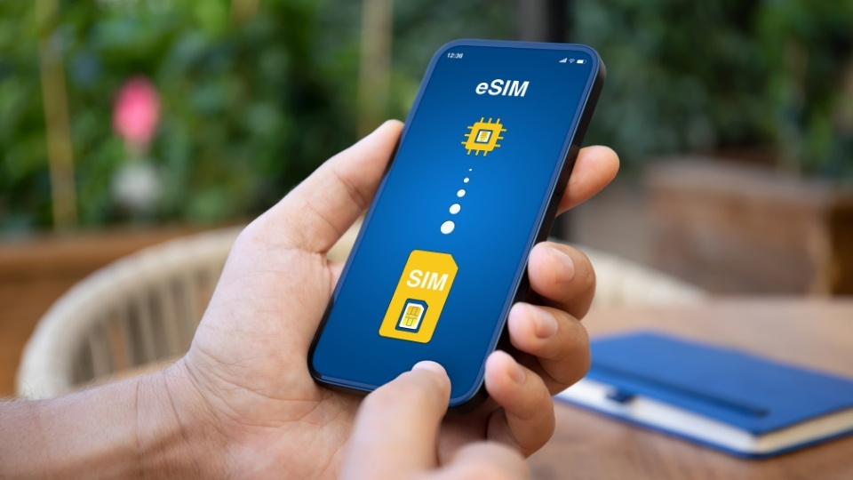 eSIM là gì và lợi ích vượt trội khi sử dụng