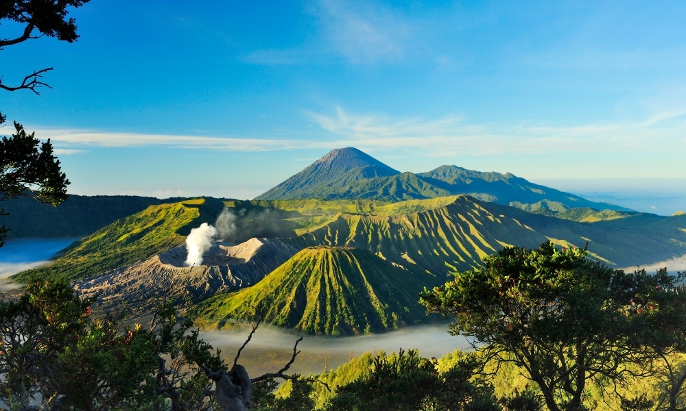 Bromo du lịch indonesia tháng 8