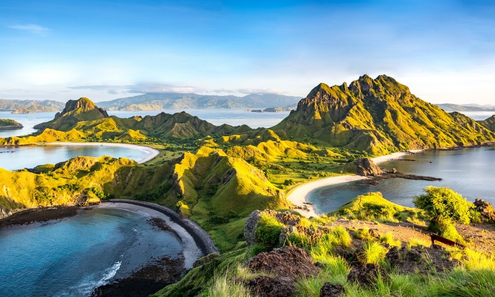Komodo du lịch indonesia tháng 8