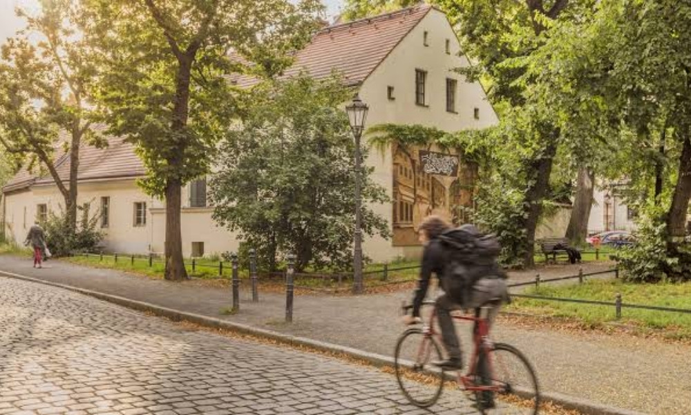 Rixdorf top lang cổ đẹp berlin