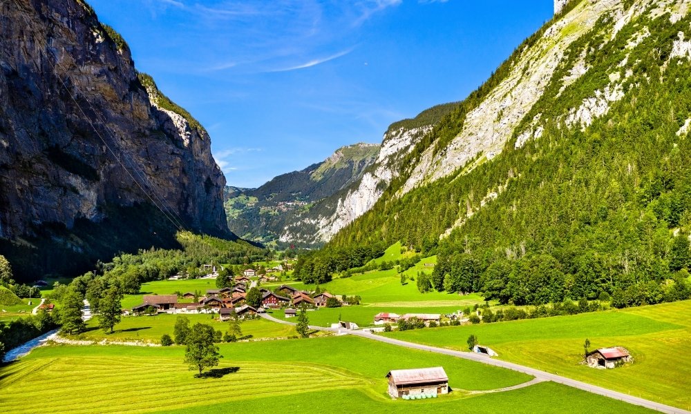 Cung đường Lauterbrunnen cảnh đẹp Lauterbrunnen
