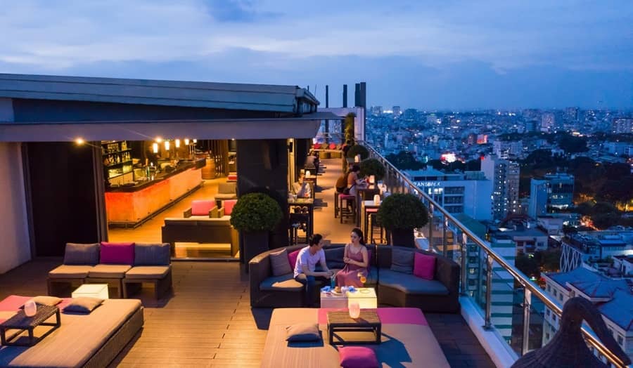 Novotel Sài Gòn Topbar