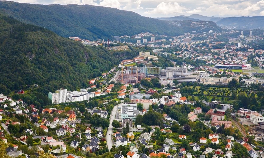 vé máy bay đi Bergen