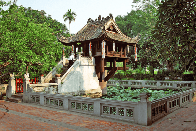 ve-may-bay-di-ha-noi-3