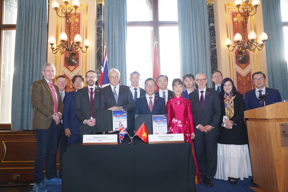 Vietjet hướng đến hàng không xanh và bền vững