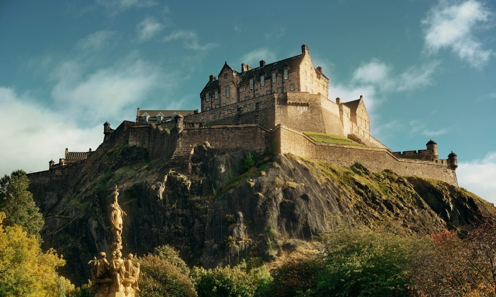 Giá vé máy bay đi Edinburgh mới nhất hiện nay