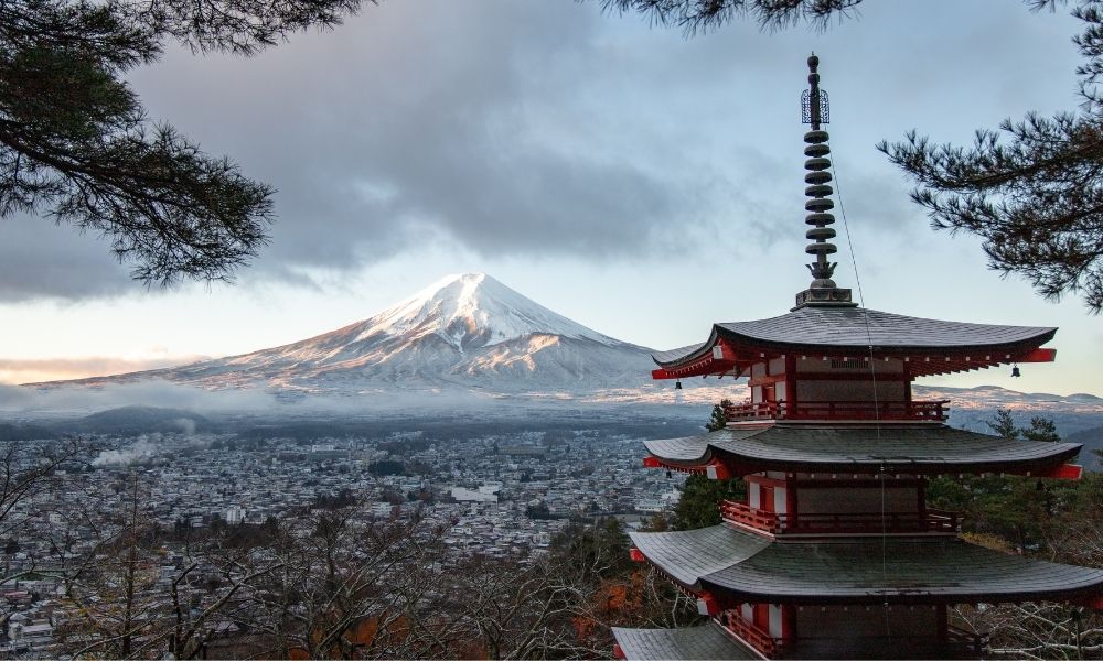 Tổng quan đường bay từ HCM đi Nhật Bản