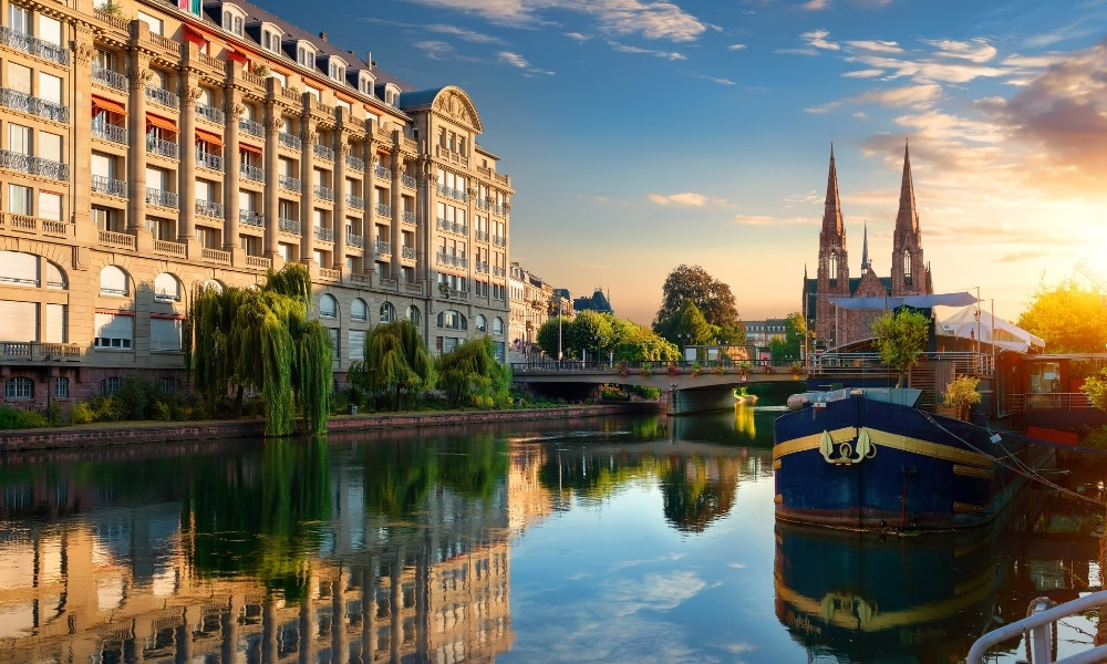 Tổng quan về hành trình bay đến Strasbourg